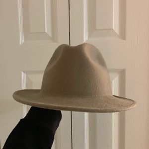 Yellow 108 fedora